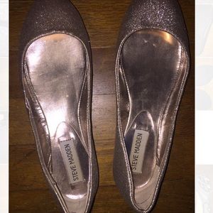 Steve Madden Sparkly Gold Flats